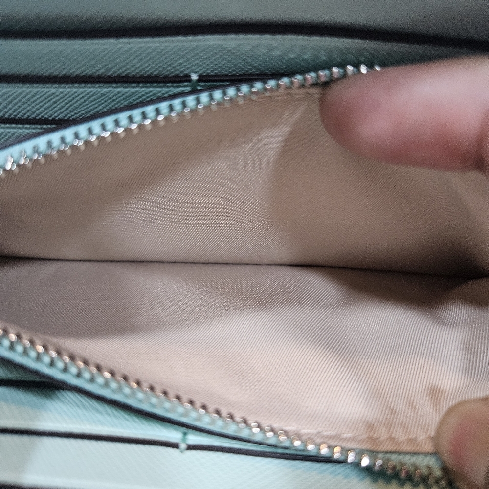 Tory Burch Mint Green Wristlet Wallet - Picture 5 of 10